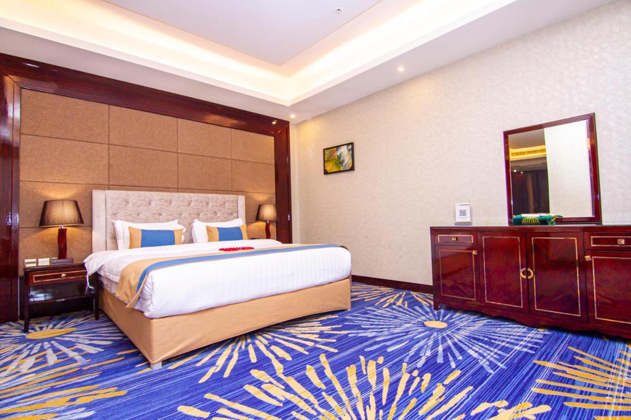 فندق هوليداي الخليج الرياض - Holiday Al Khaleej Hotel Eksteriør bilde