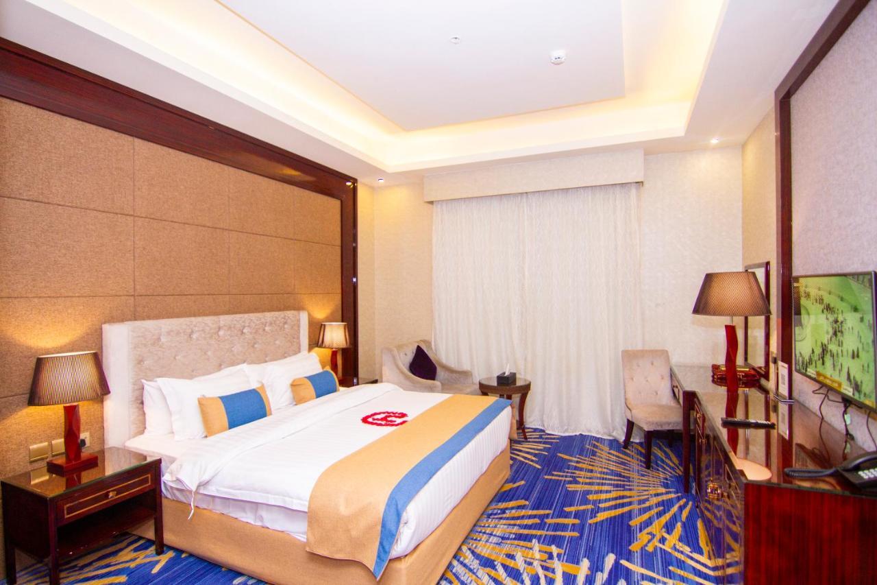 فندق هوليداي الخليج الرياض - Holiday Al Khaleej Hotel Eksteriør bilde
